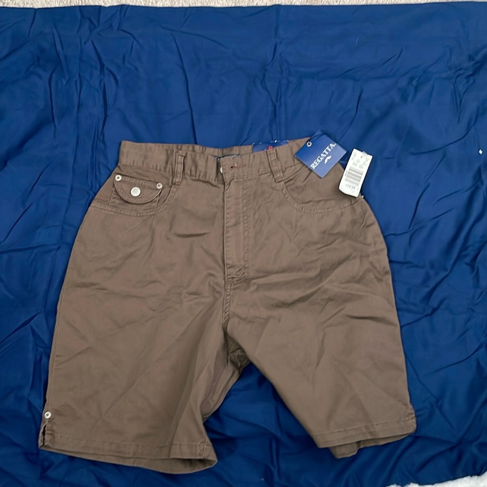 NWT.. Regatta shorts